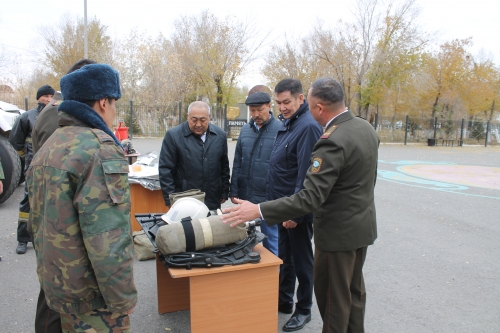 Төтенше жағдайлар қызметінің құтқарушылары күні тойланды