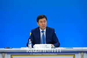 Партиялық емес байқау орталығының төрағасы кандидаттардың штаб басшыларымен кездесті