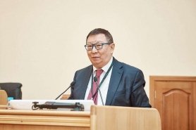 Один из разработчиков первой Конституции Казахстана высказался о новых поправках