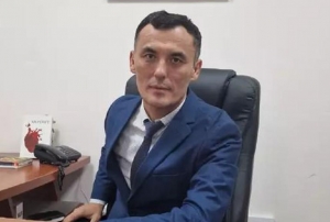 Президент сайлауы: Бақыт Жаңабаев мемлекеттік тілден емтихан тапсырды